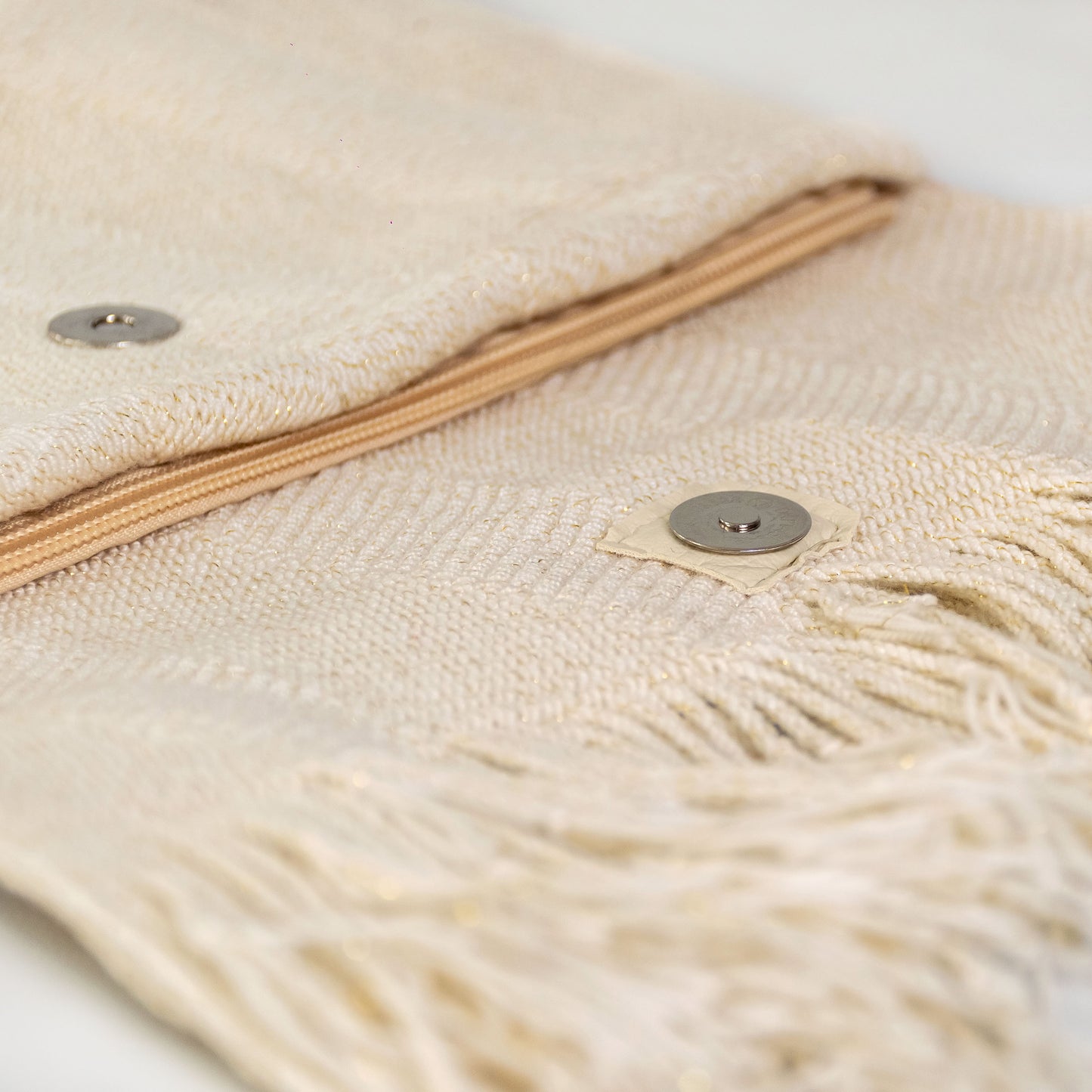 Caseros Shiny Clutch - SolAzul Handmade